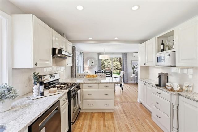 6 Stonefield Drive, Sandwich, MA 02537
