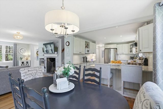 6 Stonefield Drive, Sandwich, MA 02537