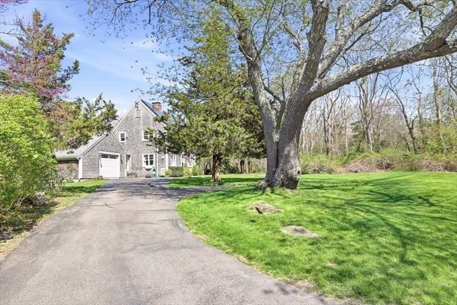 6 Stonefield Drive, Sandwich, MA 02537