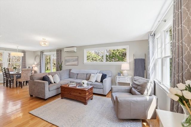 6 Stonefield Drive, Sandwich, MA 02537