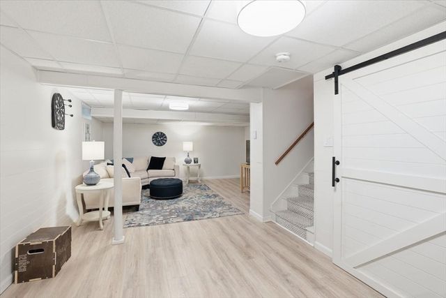 6 Stonefield Drive, Sandwich, MA 02537