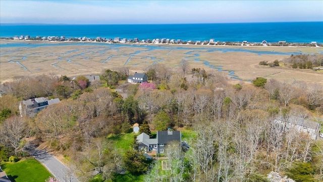6 Stonefield Drive, Sandwich, MA 02537