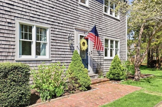 6 Stonefield Drive, Sandwich, MA 02537