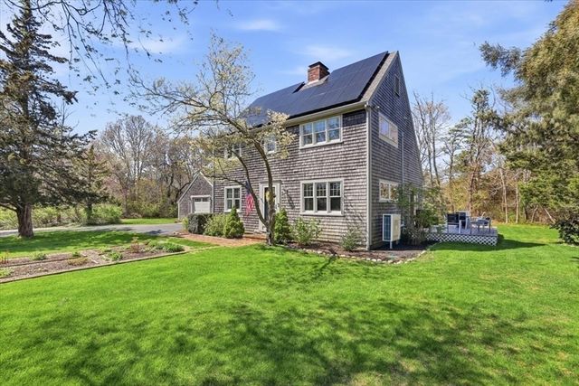 6 Stonefield Drive, Sandwich, MA 02537