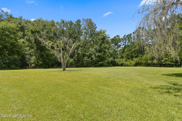 86385 PEEPLES Road, Yulee, FL 32097