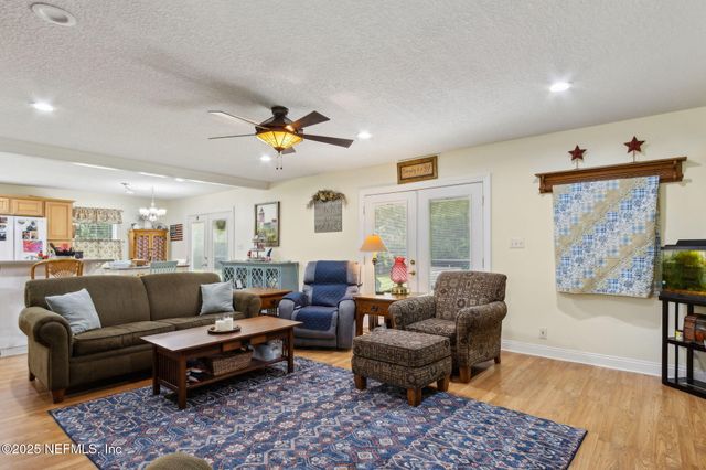 86385 PEEPLES Road, Yulee, FL 32097
