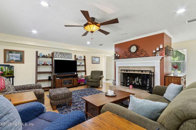 86385 PEEPLES Road, Yulee, FL 32097