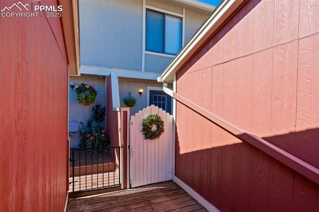 408 W Rockrimmon Boulevard D, Colorado Springs, CO 80919