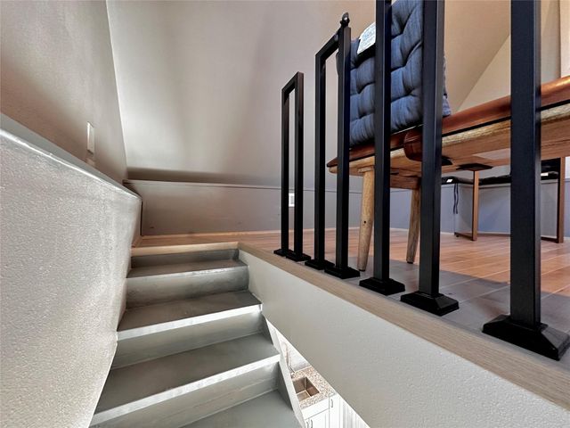 914 E 39th ST 2, Austin, TX 78751