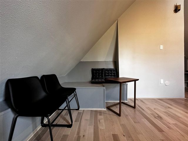 914 E 39th ST 2, Austin, TX 78751