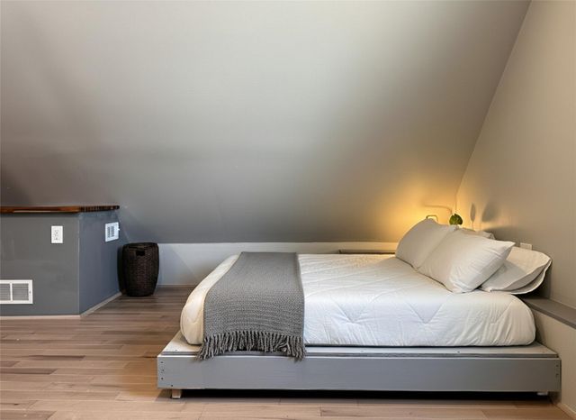 914 E 39th ST 2, Austin, TX 78751