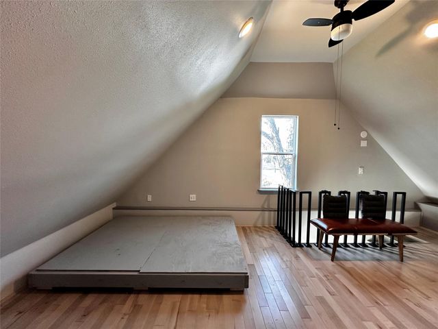 914 E 39th ST 2, Austin, TX 78751