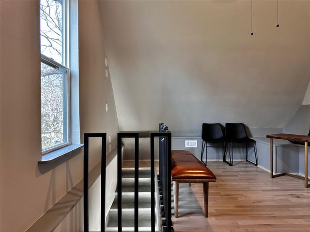 914 E 39th ST 2, Austin, TX 78751