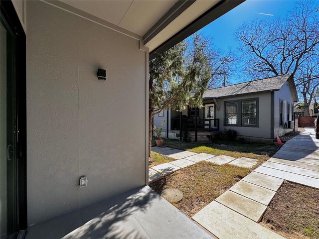 914 E 39th ST 2, Austin, TX 78751