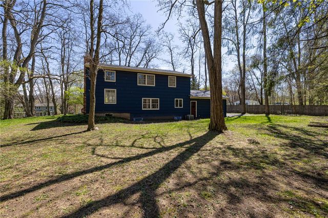 19 Laureldale Drive, Pittsford, NY 14534