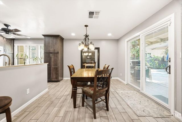 5921 Margaret Court, Bakersfield, CA 93306