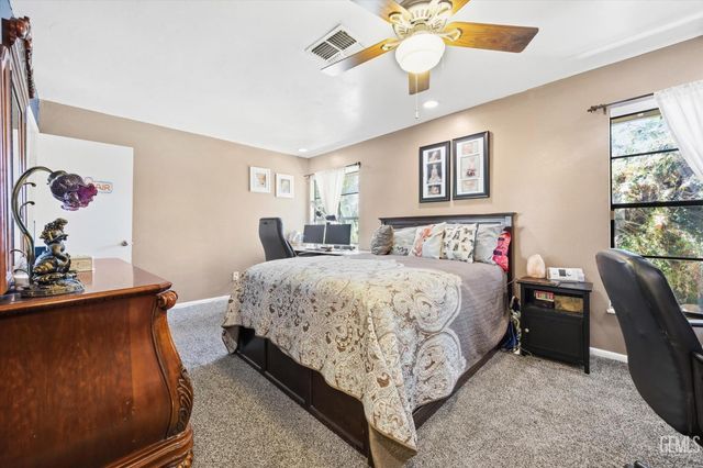5921 Margaret Court, Bakersfield, CA 93306