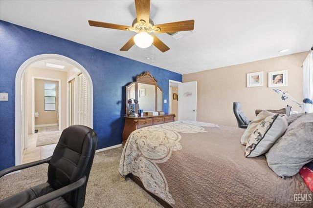 5921 Margaret Court, Bakersfield, CA 93306