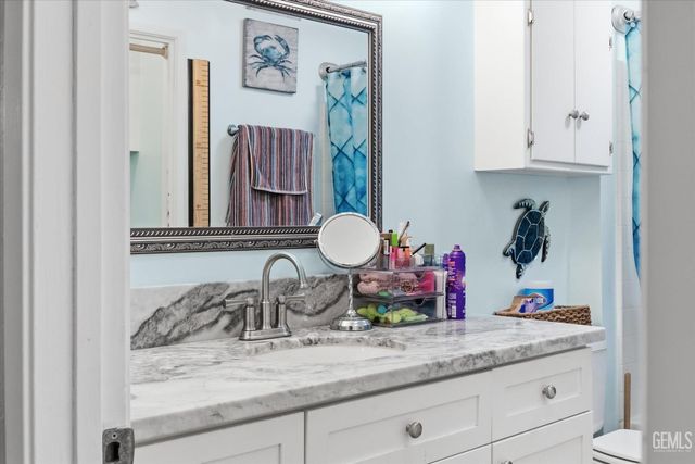 5921 Margaret Court, Bakersfield, CA 93306