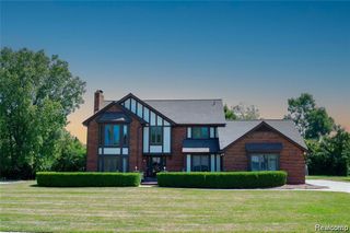 6651 Arlington Drive, West Bloomfield, MI 48322