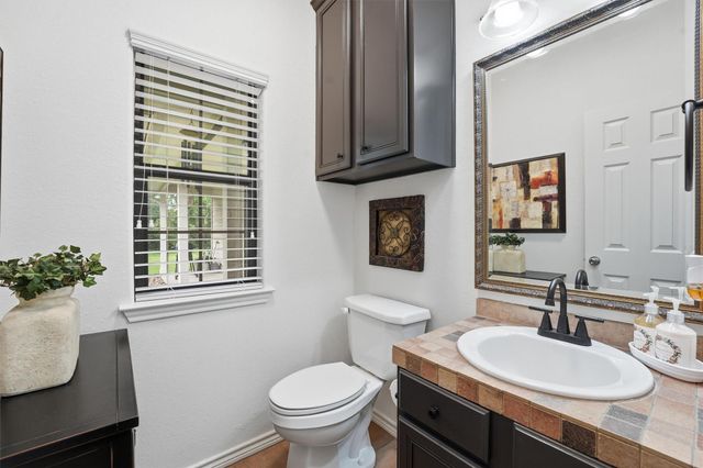 15420 Queen Elizabeth Court, Montgomery, TX 77316