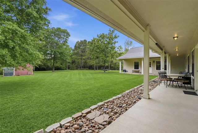 15420 Queen Elizabeth Court, Montgomery, TX 77316