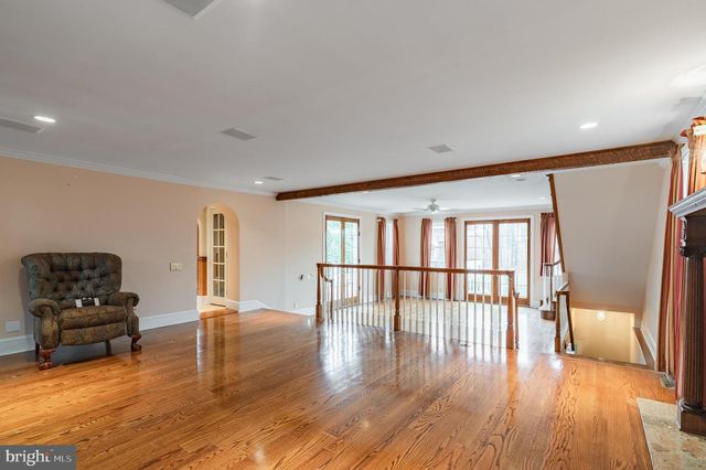 54 NORRISTOWN RD, Blue Bell, PA 19422