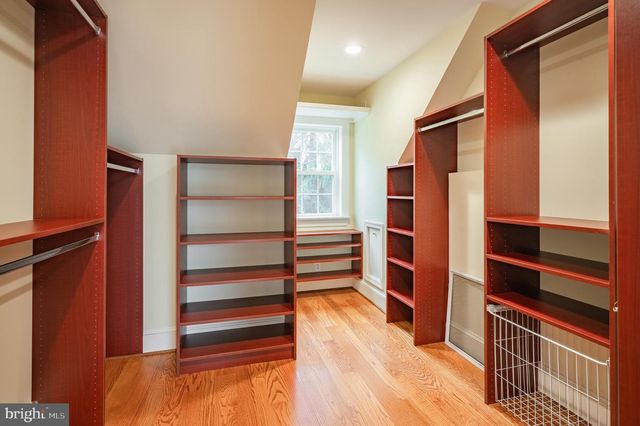 54 NORRISTOWN RD, Blue Bell, PA 19422