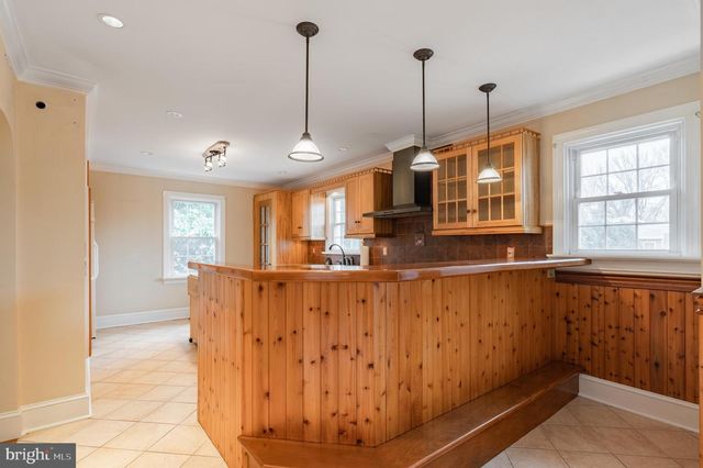 54 NORRISTOWN RD, Blue Bell, PA 19422