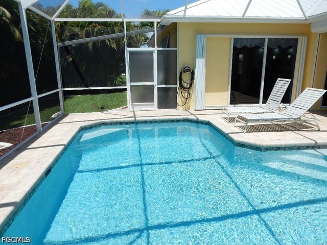 5302 SW 27th PL, Cape Coral, FL 33914