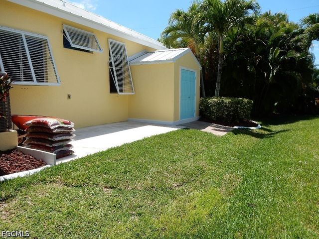 5302 SW 27th PL, Cape Coral, FL 33914