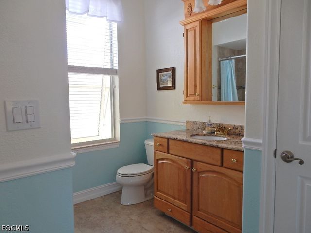 5302 SW 27th PL, Cape Coral, FL 33914