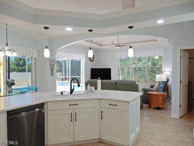 5302 SW 27th PL, Cape Coral, FL 33914