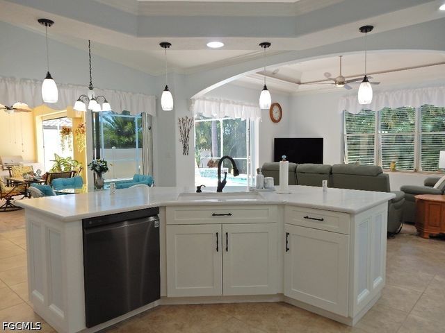 5302 SW 27th PL, Cape Coral, FL 33914