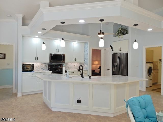 5302 SW 27th PL, Cape Coral, FL 33914