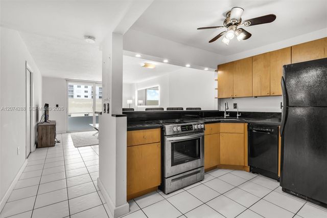 465 Ocean Drive 512, Miami Beach, FL 33139