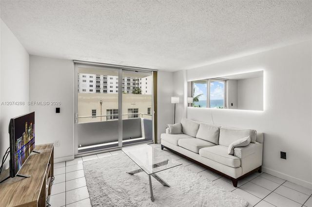 465 Ocean Drive 512, Miami Beach, FL 33139