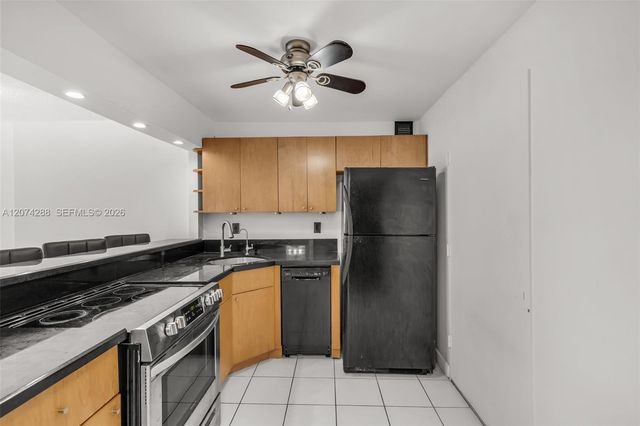 465 Ocean Drive 512, Miami Beach, FL 33139