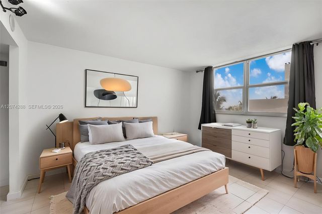 465 Ocean Drive 512, Miami Beach, FL 33139