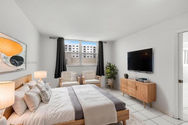 465 Ocean Drive 512, Miami Beach, FL 33139