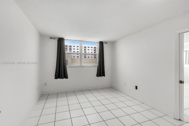 465 Ocean Drive 512, Miami Beach, FL 33139