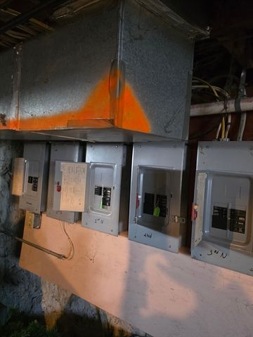 33 Plain St, Fall River, MA 02723