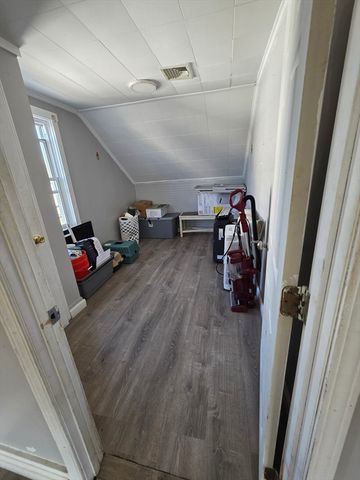 33 Plain St, Fall River, MA 02723