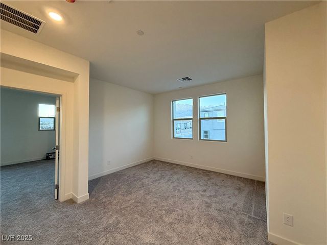 11749 Stone Curlew Avenue, Las Vegas, NV 89138