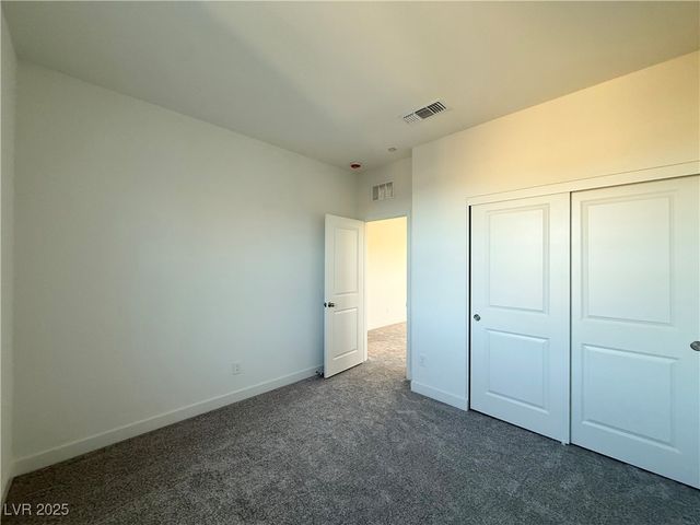 11749 Stone Curlew Avenue, Las Vegas, NV 89138