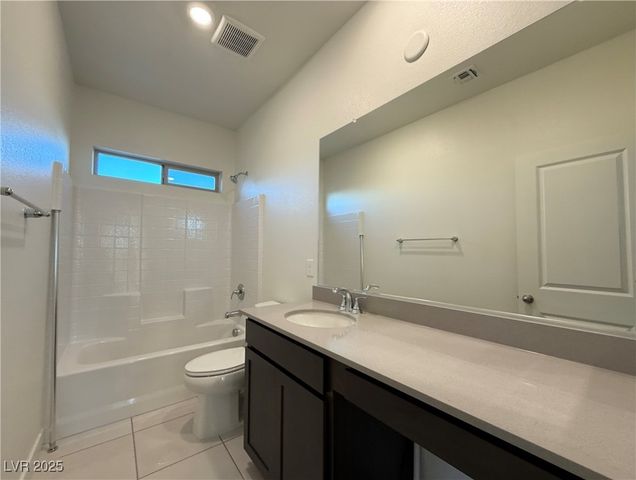 11749 Stone Curlew Avenue, Las Vegas, NV 89138