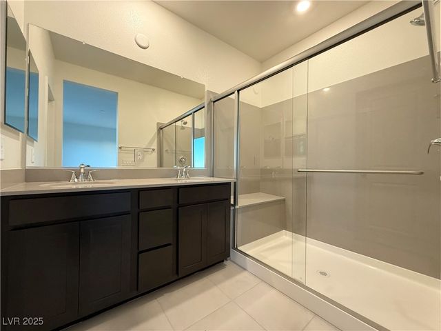 11749 Stone Curlew Avenue, Las Vegas, NV 89138