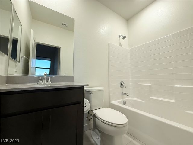 11749 Stone Curlew Avenue, Las Vegas, NV 89138