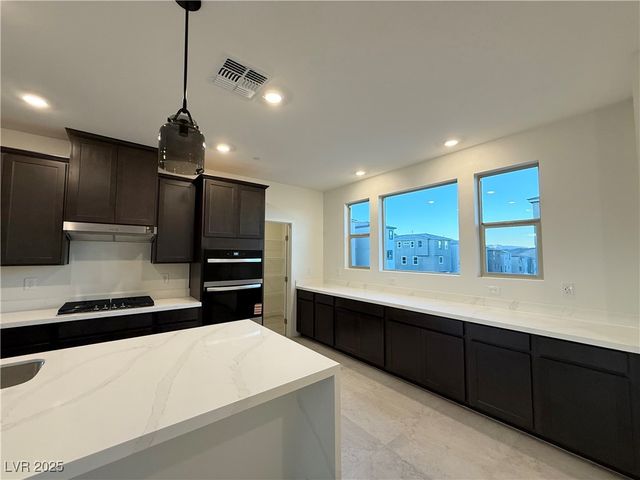 11749 Stone Curlew Avenue, Las Vegas, NV 89138