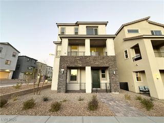 11749 Stone Curlew Avenue, Las Vegas, NV 89138